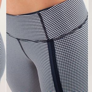 Lululemon Coast To Class Crop Legging in Inkwell Blue and White Gingham